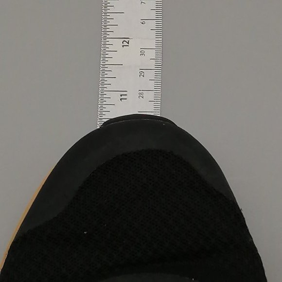 Adidas Womens Sneaker Black Tan Mesh Lace Up Walking Shoe Round Toe Low Top 4 - Picture 5 of 9